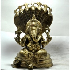 कांस्यलोहः महागणपतिविग्रहः [Bronze Maha Ganapati Idol Seated Under Snake Shadow]